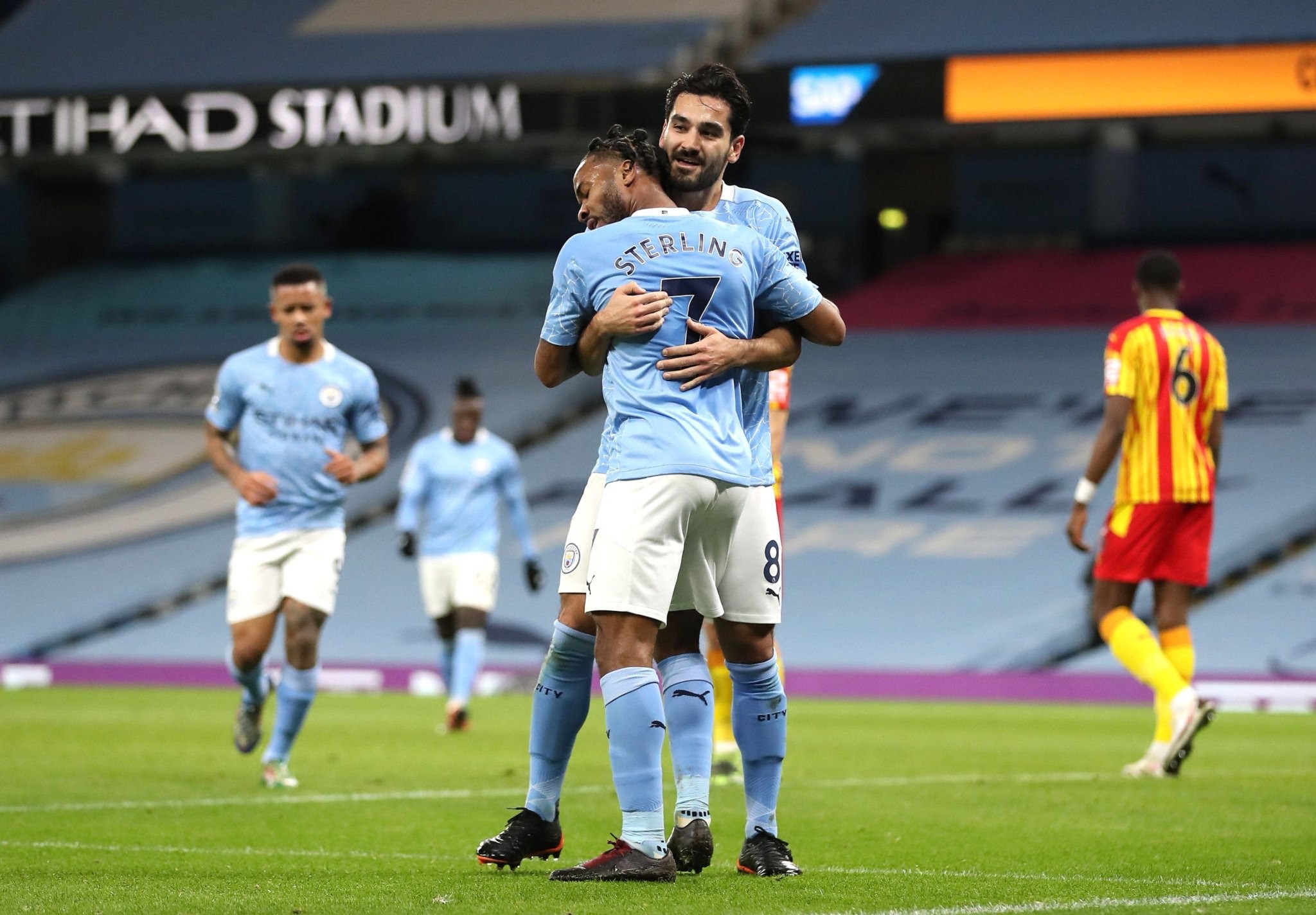 成为纽卡斯 成为纽卡斯