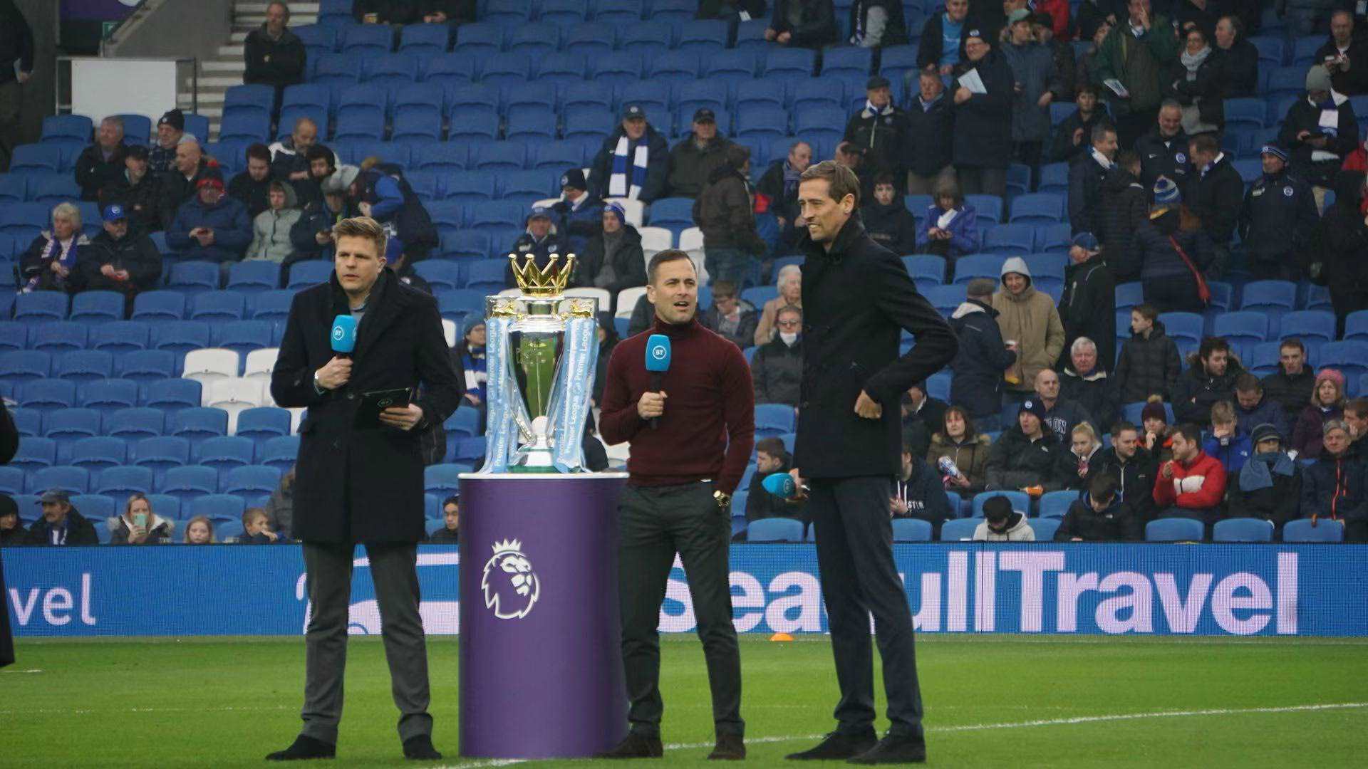 高转会费是 高转会费是